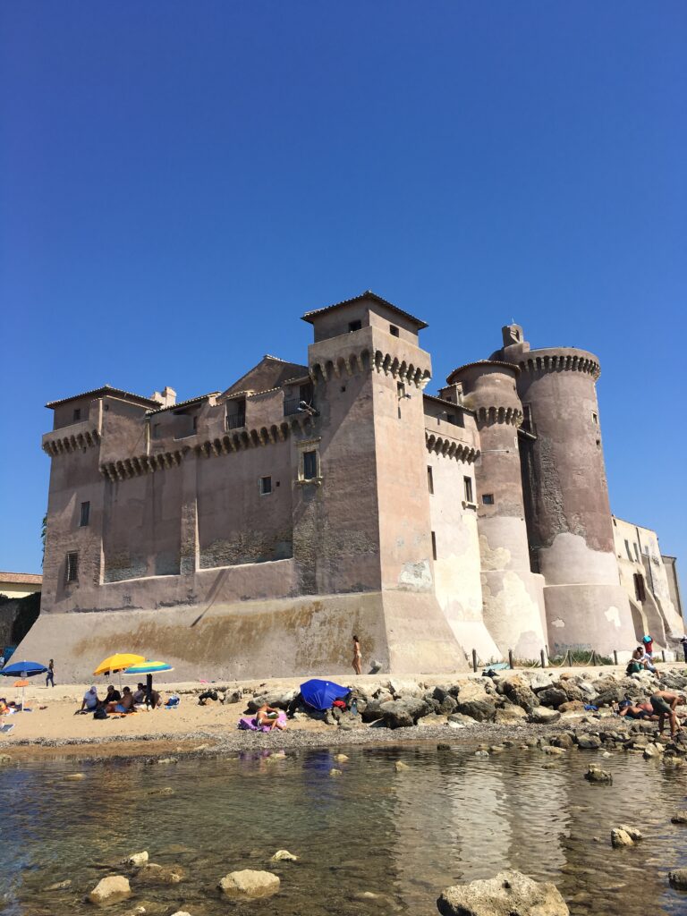 castello in Italia, castello santa severa sul mare